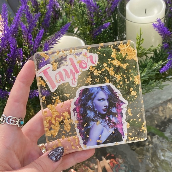 Taylor Swift Pink & Purple Portrait w Gold Flakes Resin Display Art & Mini Easel - Picture 11 of 16
